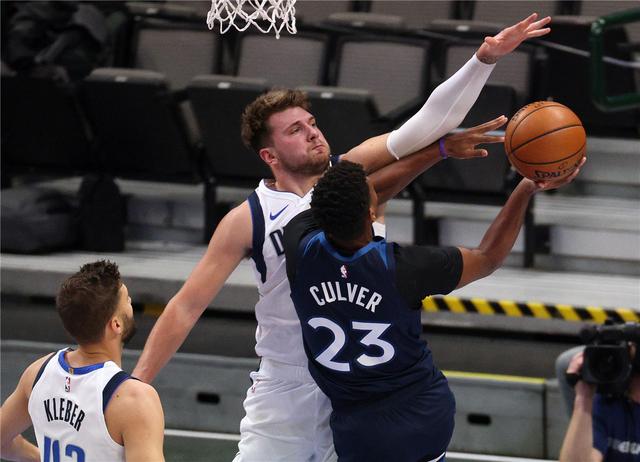 在关键时刻 在关键时刻