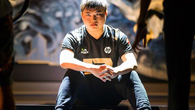 段比分咬得 段比分咬得